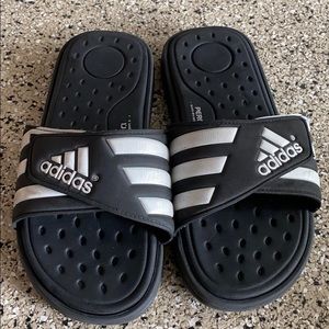 Adidas Sandals/slides